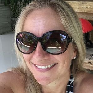 Meet your Posher, Karyn